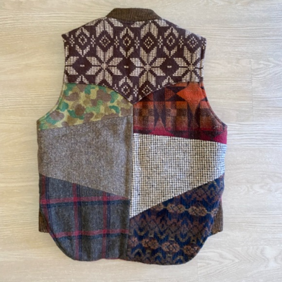 Monitaly multi panel wool vest size 40 Medium - Picture 3 of 3